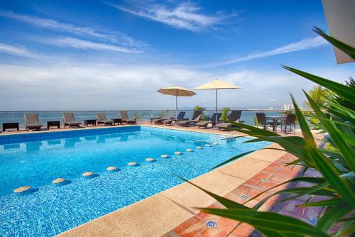 The Paramar Beachfront Boutique Hotel With Breakfast Included – Downtown Malecon en Puerto Vallarta